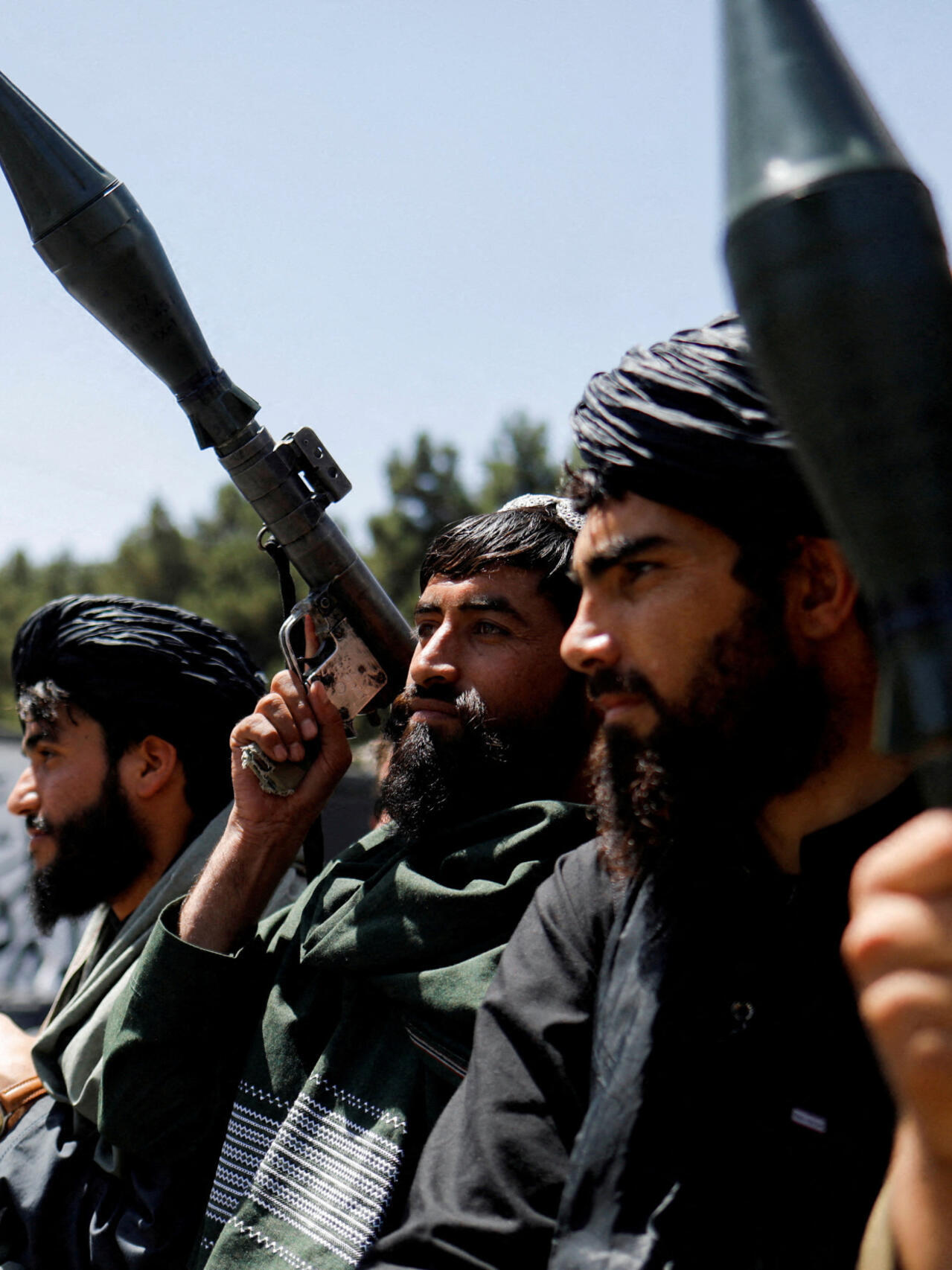 La Russie reconnaît l’Émirat islamique d’Afghanistan : une décision controversée